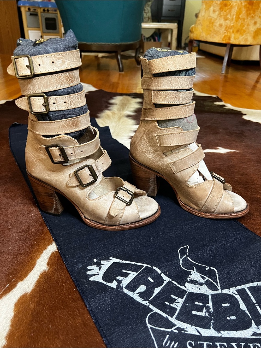 Freebird by Steven Bond Sandal Gladiator Style Size 8